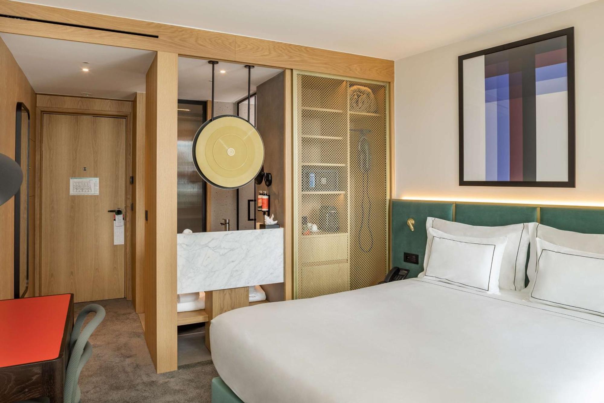 Arts Porto, Tapestry Collection By Hilton Oporto